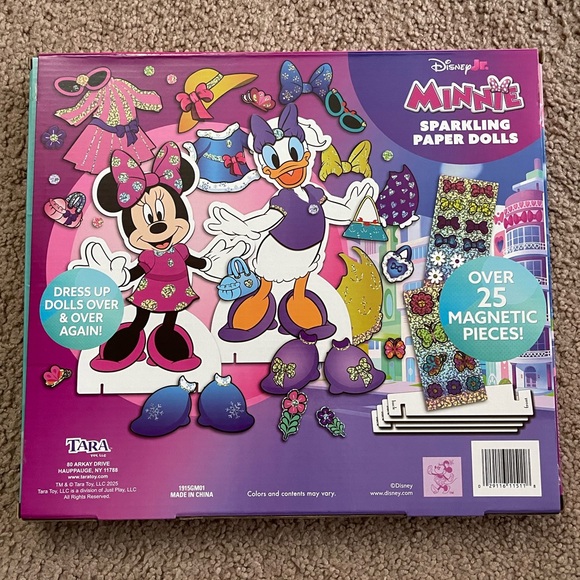 Disney Minnie Mouse and Daisy Sparkling Magnetic Paper Dolls Set - Picture 4 of 4